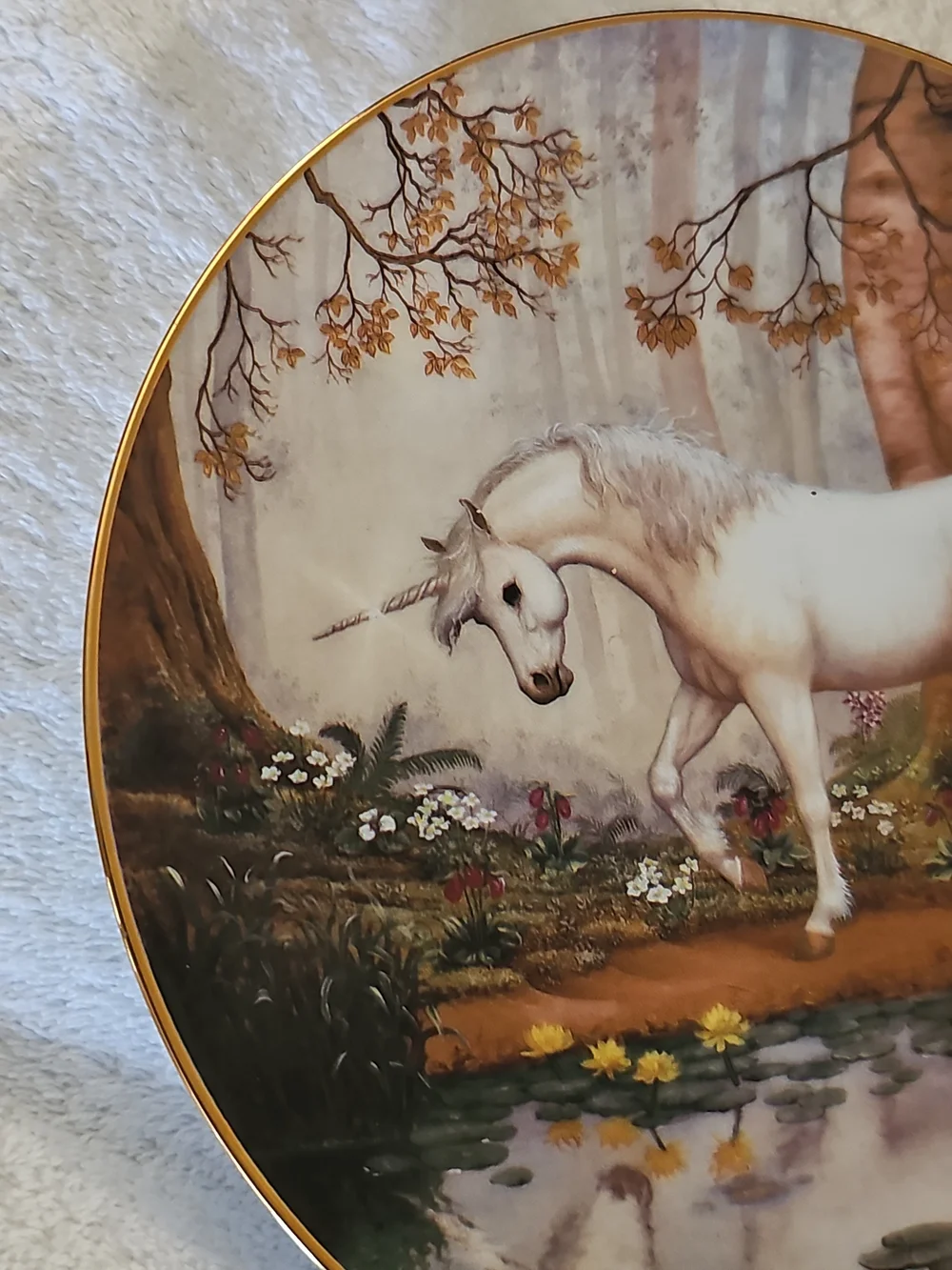 N/A decorative white